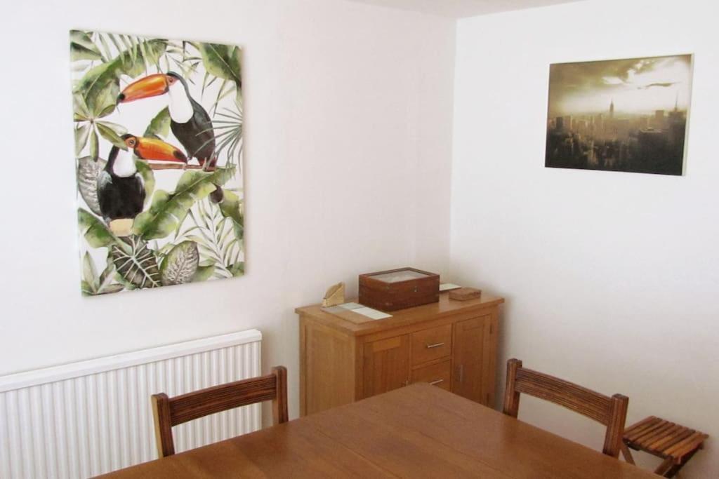 Welcoming Cottage In Chichester Near City Centre ภายนอก รูปภาพ